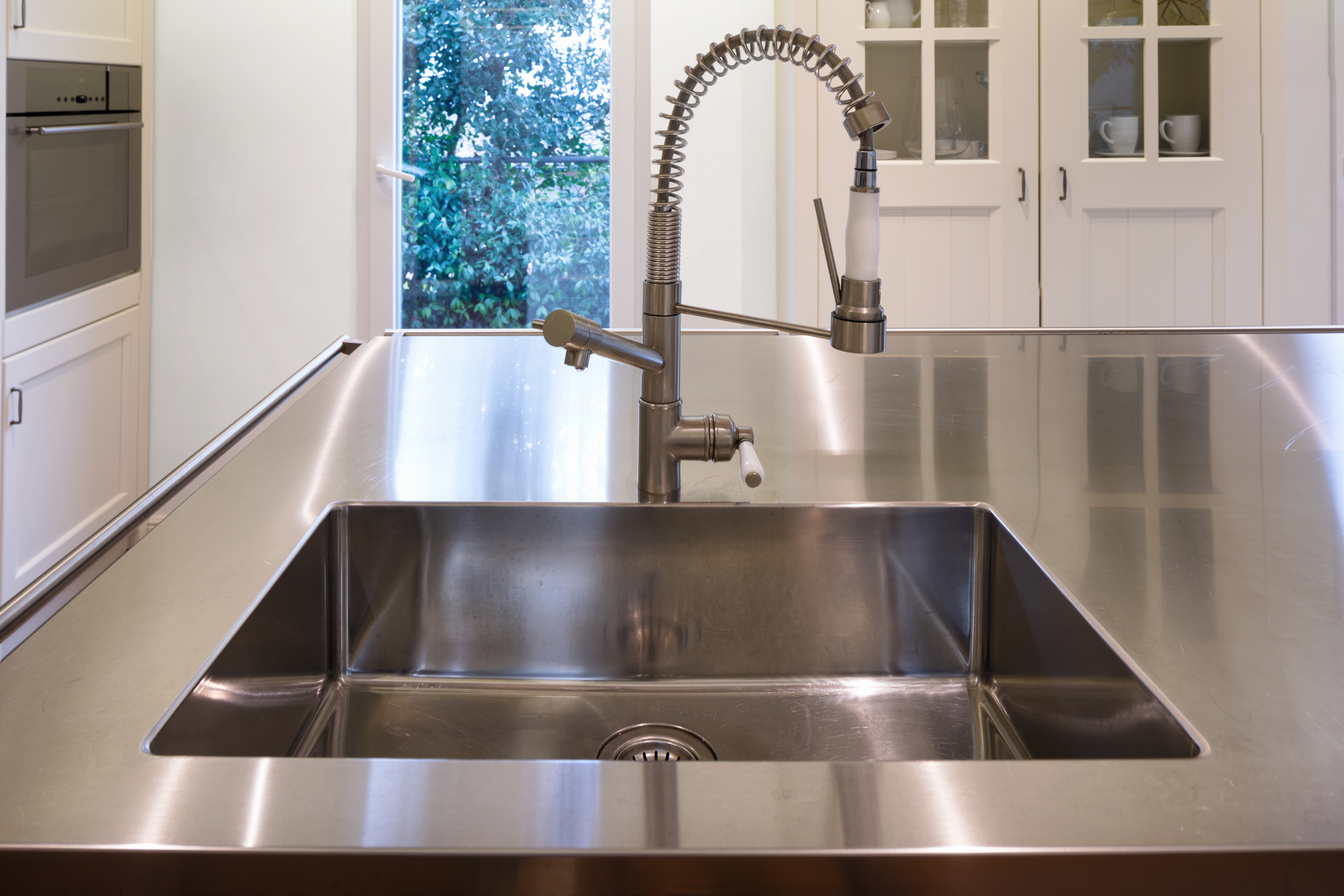 removing kitchen sink drain flange
